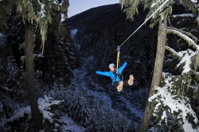 2 Hour Late Afternoon Winter Zipline Adventure - From meeting point to first platform: what the flow feels like