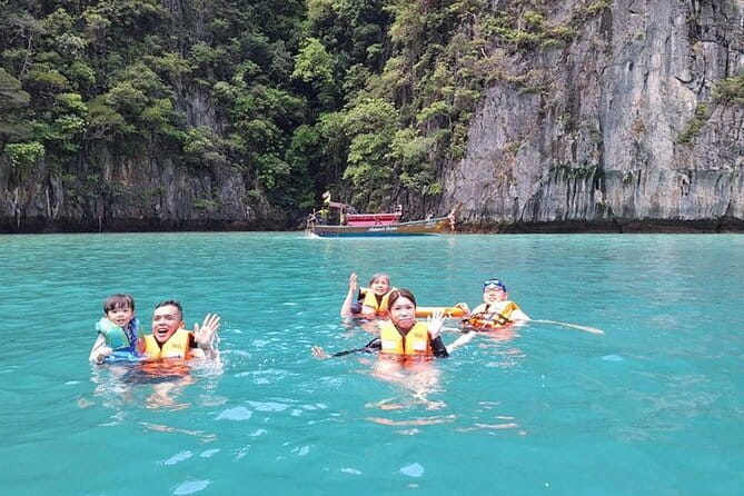 4 Element Day with Zipline Adventure Expedition - The guide makes it: safety, pacing, and small comforts that prevent stress