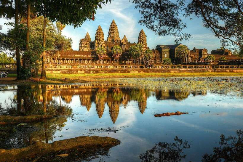 Angkor Zipline and Temple Tour with Sunset - Orchid House Zipline: Safety Briefing and the Silver Course
