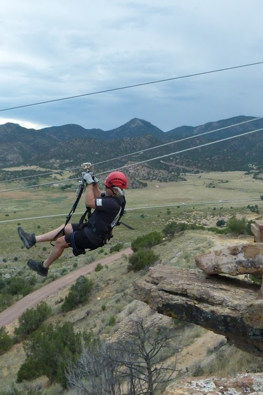 Cañon City: Royal Gorge 11-Line Extreme Zipline Experience - Guides make a difference: the human side of extreme rides