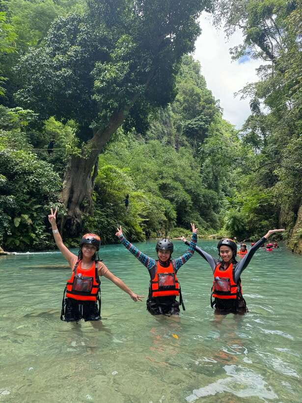 Cebu: Kawasan Falls Canyoneering & Zipline Experience - Badian Base Camp and Briefing: Gear Up, Then Get Moving