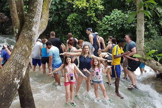 Dunn's River Falls and Zipline (Over the Falls) Adventure Tour from Ocho Rios - The Group Size Feel: Small Enough To Manage, Active Enough To Remember