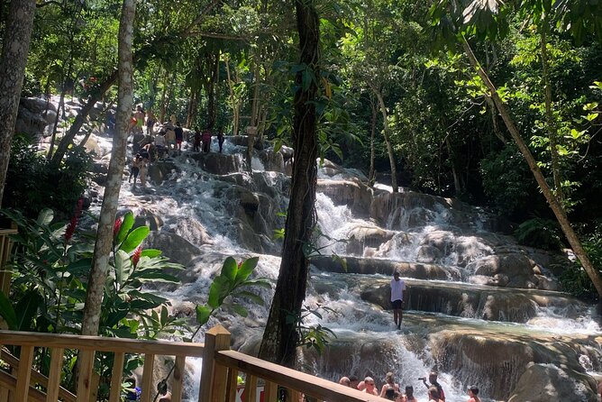 Dunn's River Falls, Zipline Adventure from Kingston - Duration and flow: how the 4 to 6 hours feels in real life