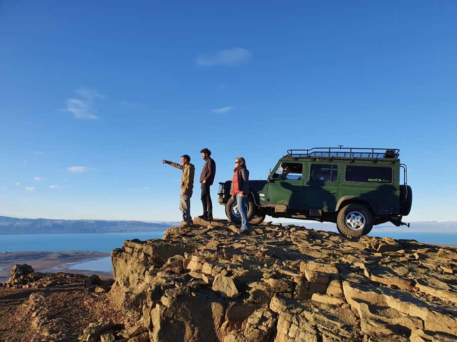 El Calafate: 4WD Adventure with Optional Hike or Zipline - From your El Calafate hotel to a hilltop 4x4 day