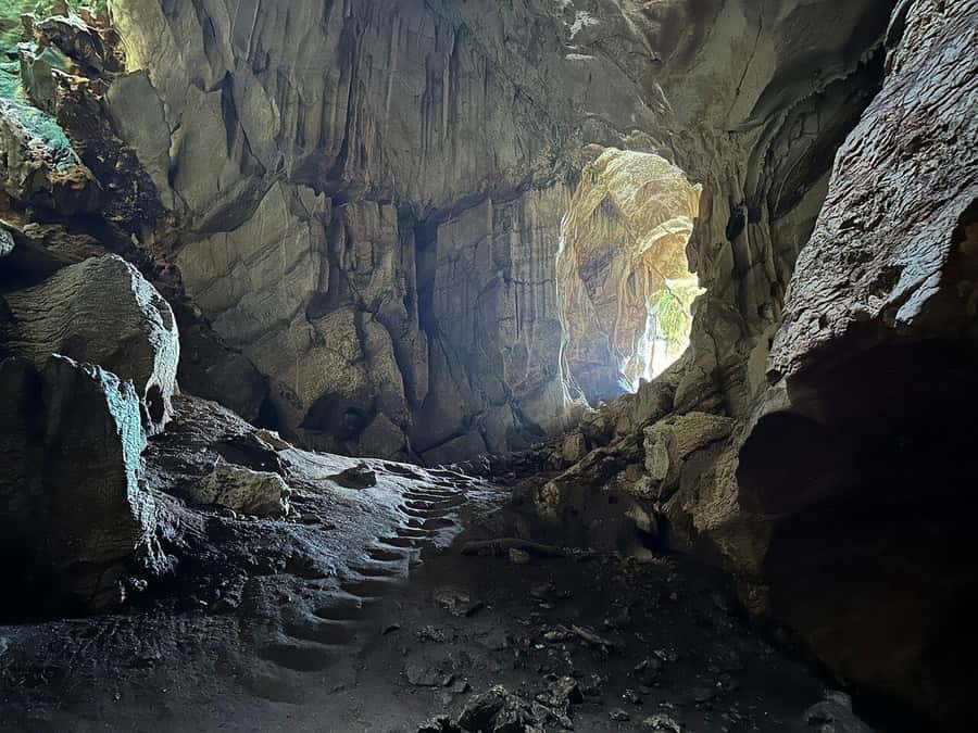 Fiji: Zipline Adventure and Cave Exploration - Getting to Zip Fiji: Nadi pickup and a mountain day that stays short