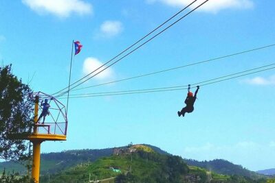 Half Day Tour in Rainforest Zipline Park with Transportation - Arrival at Rio Grande: what happens before you fly