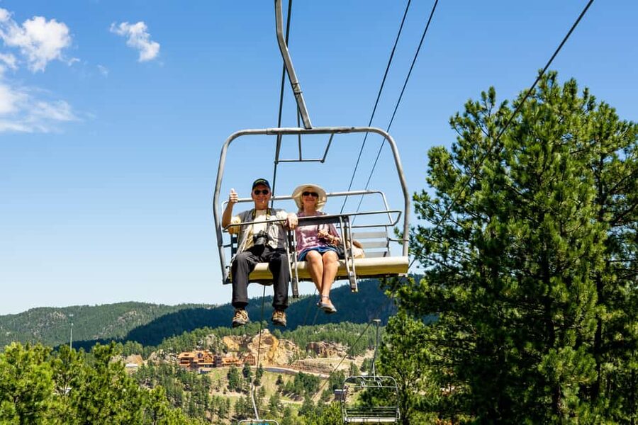 Keystone, SD: Pinnacle Zipline Tour by Mt. Rushmore - The 2-Hour Flow: From Waiver Tent to the First Drop