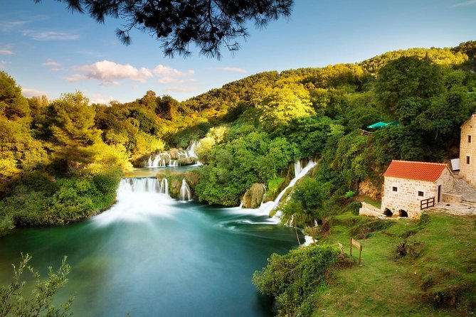 Krka National Park & Zipline Šibenik - Čikola Canyon - Getting there from Šibenik: Nissan Terrano-style comfort