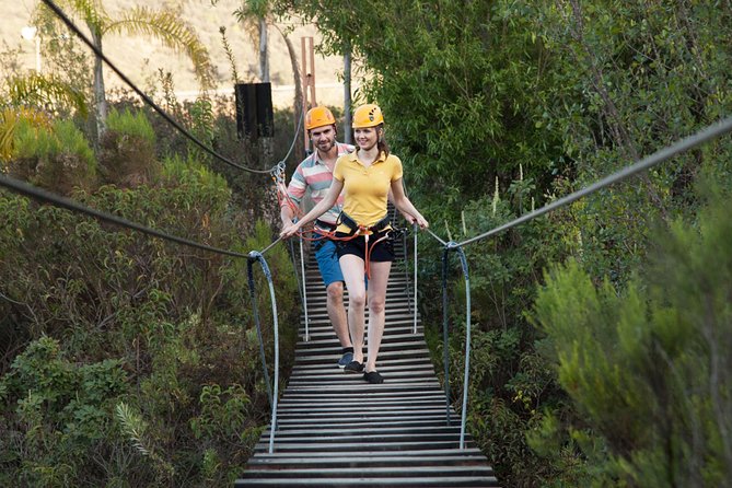 Las Cañadas Zipline Tour (with Luxury Roundtrip Transportation) - Halfway water break and lockers: the small stuff that keeps you enjoying it