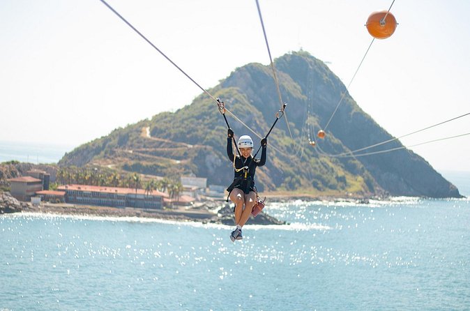 Lighthouse Zipline Adventure at Farolesa - Faro Mazatlán to Farolesa Zipline: 1,260 Meters Over the Pacific