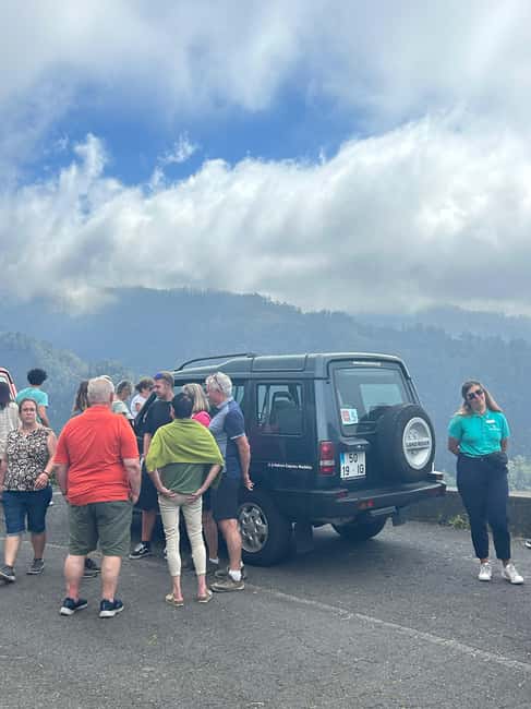 Madeira: Jeep Tour with Zipline, Swing, and Volcanic Pools - Lunch in Porto Moniz and why timing matters on a coast-hugging day