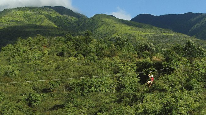 Maui 8 line Zipline Adventure: Soar above valleys & Island views - Views that you can’t fake: the panorama at the start