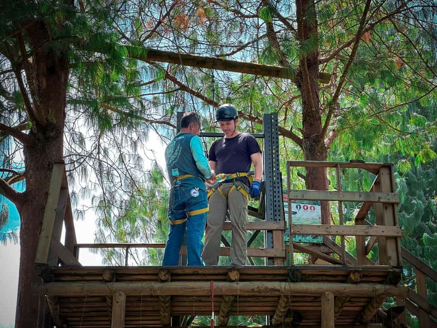 Medellín: Highest Zipline of Colombia Over Waterfalls - Timing and transfers: how the 8 hours usually feel