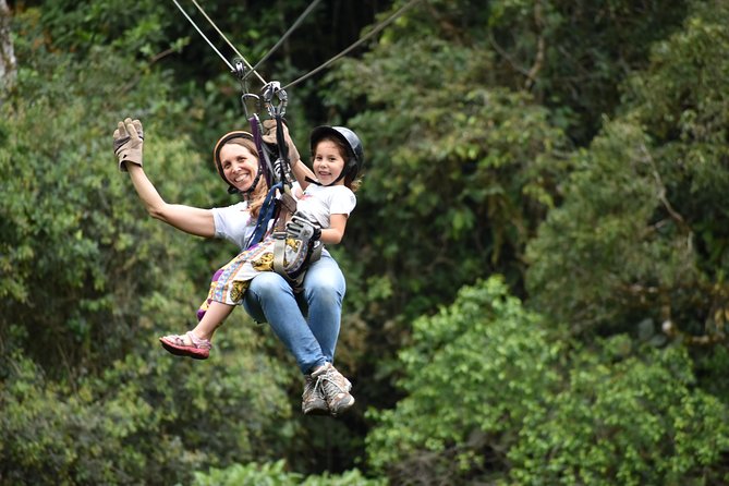 Mindo Ziplines Tours / Canopy Tour / Zip Line - The cable lineup: 10 runs, safety details, and free flips