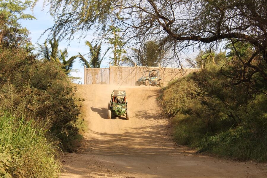 Oahu: Coral Crater Zipline and Offroad ATV Adventure - Flying the six runs: what the 300 to 1000 feet range really means