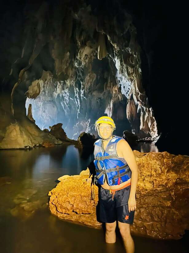 Phong Nha/Dong Hoi: Zipline Dark Cave & Phong Nha Cave Trip - Mud bath, kayaking, swimming: choosing Option 1 or Option 2