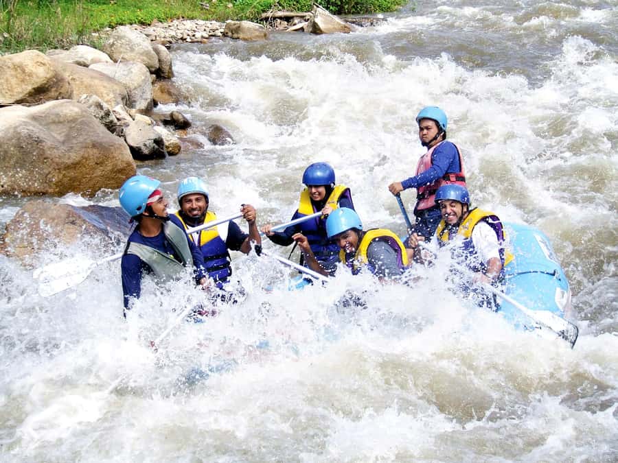 Phuket: White Water Rafting, Zipline, and Elephant Sanctuary - Morning pickup in Phuket: start times, timing stress, and what to do with it