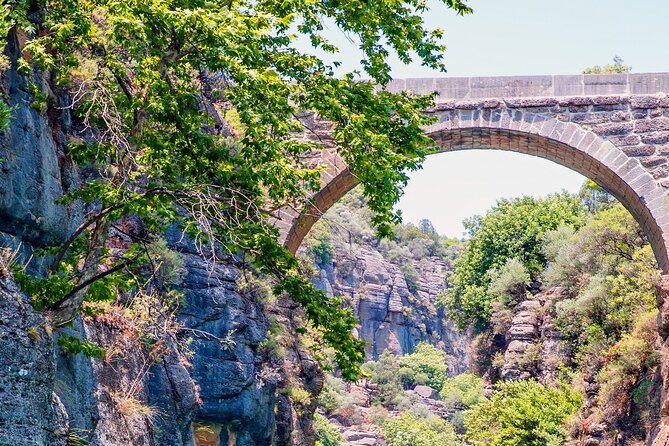 Rafting at Koprulu Canyon with Zipline Incl. Lunch f/Alanya - Group size and guides: small enough for control, big enough for fun