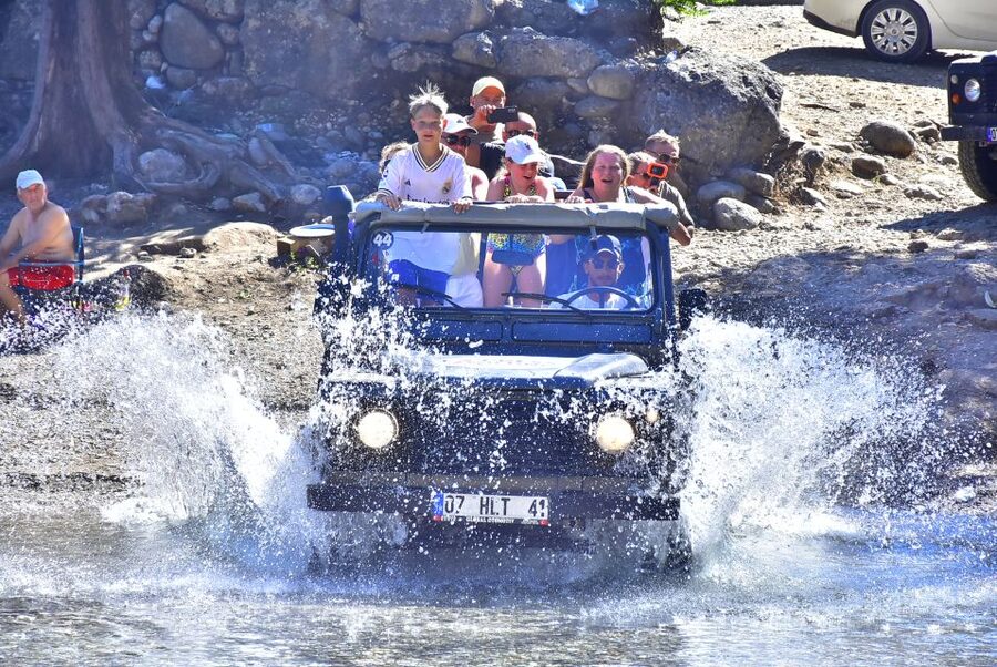 Side/Antalya: Jeep, Buggy, Rafting & Zipline Tour with lunch - Price and value: why $21 can make sense