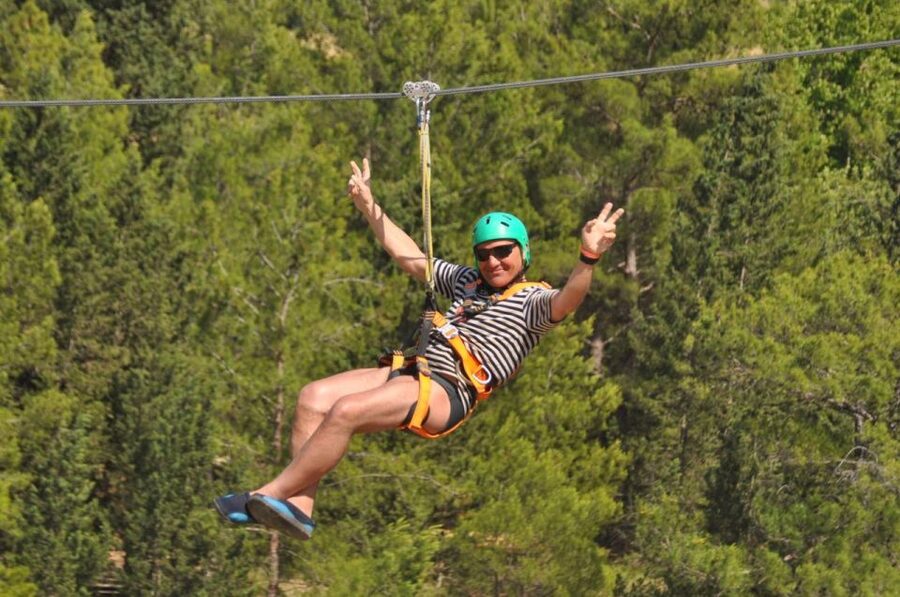 Super Combo: Rafting, Quad or Buggy Ride, Zipline, Jeep Tour - Riverside lunch: included food that helps the pacing