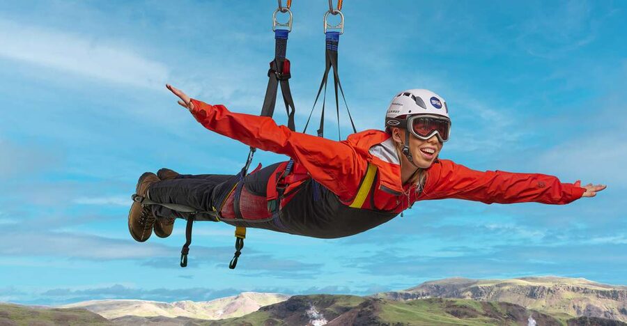 The Falcon : Superman ride with Mega Zipline Iceland - Safety briefing and instruction: why small groups help