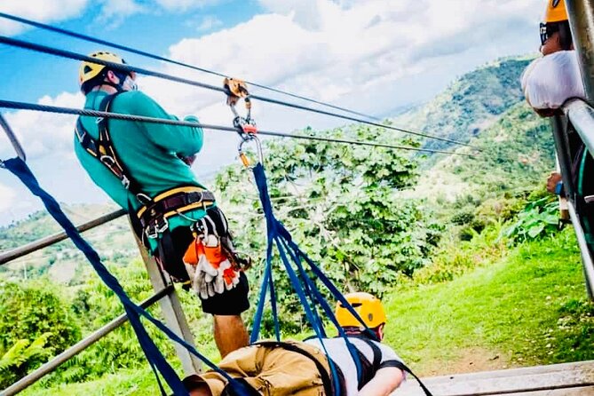 Toro Verde 7-Zipline Tour Plus the Monster with Transport - Guides and small-group feel: when the day feels organized