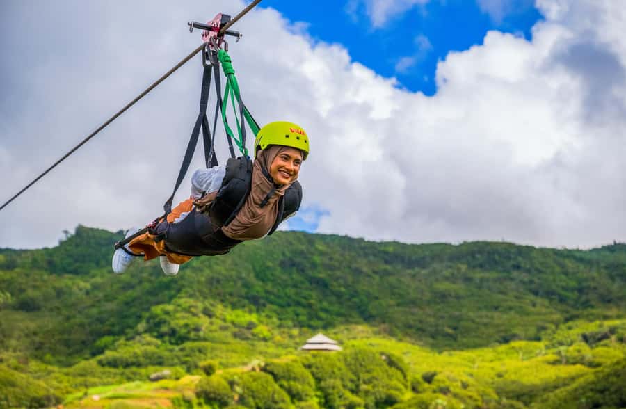 Vallé Advenature Park: Signature Zipline - Signature Zipline 1.5 km: what the ride feels like