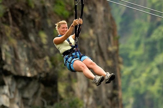 Zipline - Victoria Falls - Foofie Slide Zip Line: The 425 m flight over the Zambezi near Victoria Falls